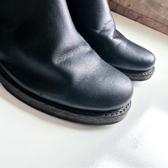 Frye VERONICA Seam Short Leather Boots - Picture 11 of 12